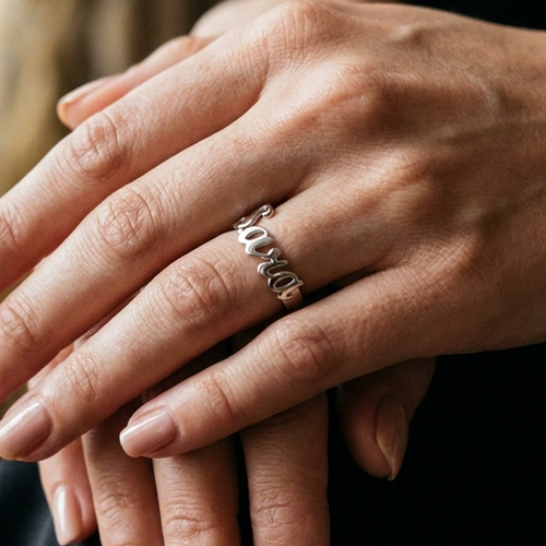Anello con Nome Taglia Unica